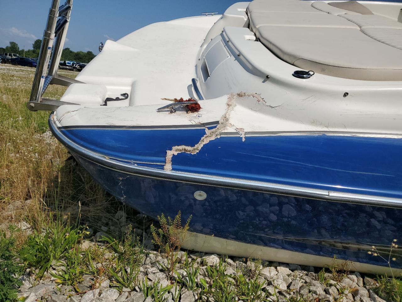 2006 Glastron Boat