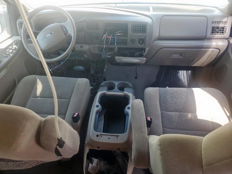 2004 Ford Excursion XLT