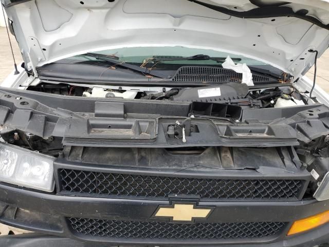 2018 Chevrolet Express G2500