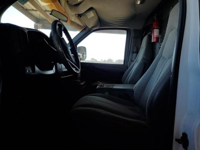 2003 Chevrolet Express G2500