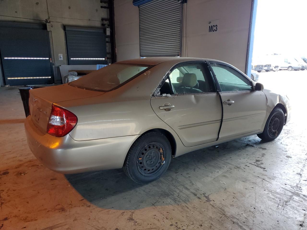 2002 Toyota Camry le