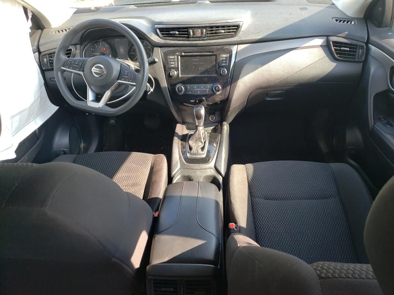 2022 Nissan Rogue Sport s