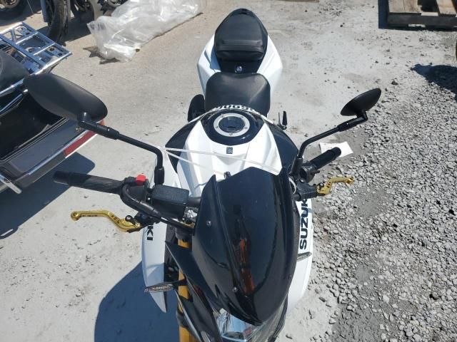 2021 Suzuki GSX-S750 M