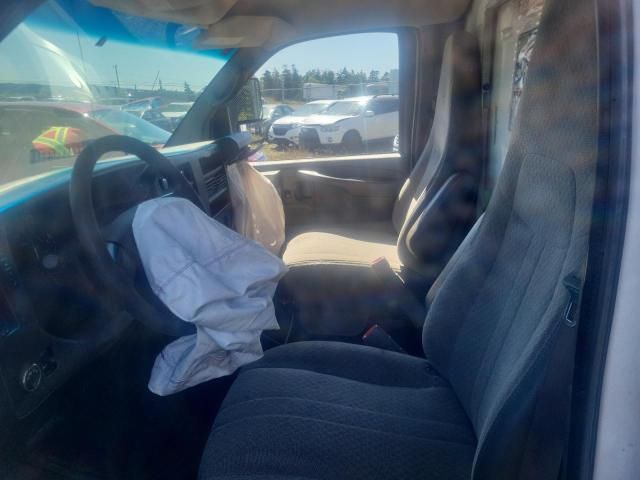 2012 GMC Savana Cutaway G3500