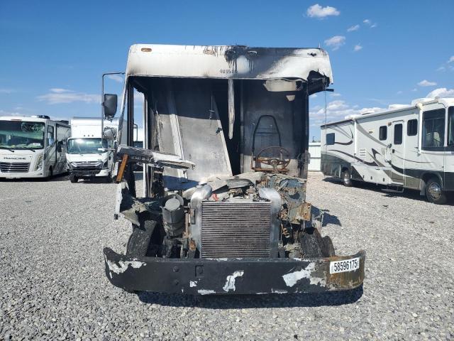 1999 Freightliner Chassis M Line WALK-IN Van