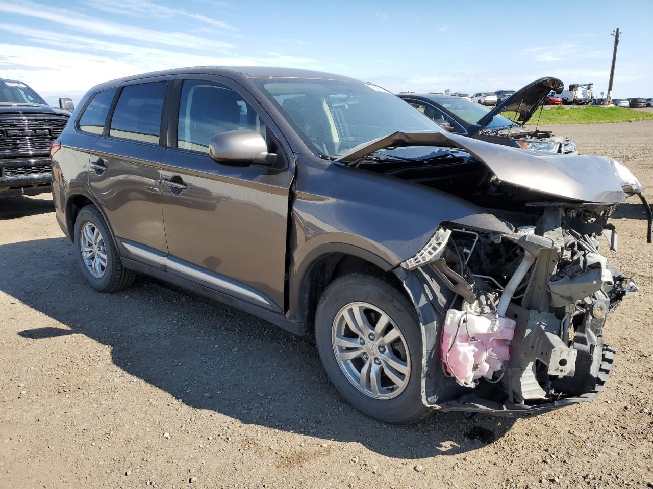 2020 Mitsubishi Outlander es
