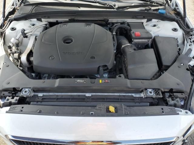 2020 Volvo S60 T5 Momentum