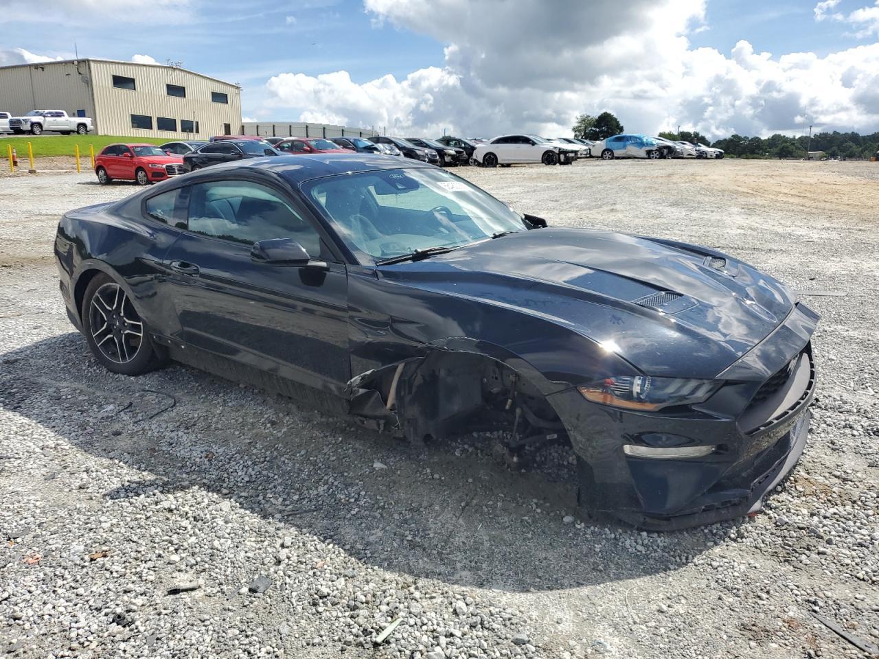 2022 Ford Mustang