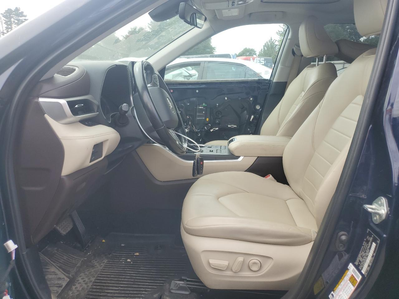 2020 Toyota Highlander xle