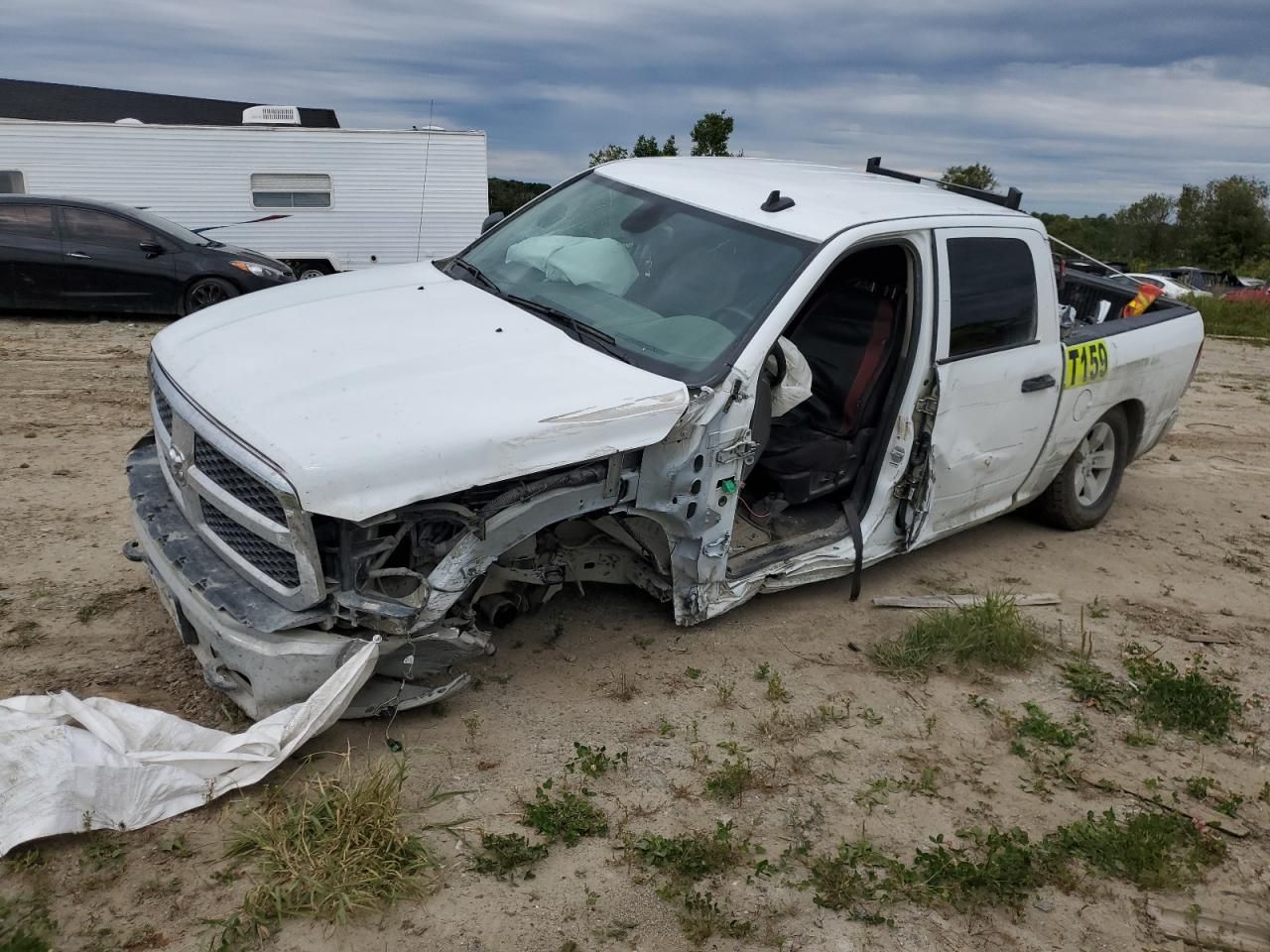 2023 Dodge Ram 1500 Classic slt
