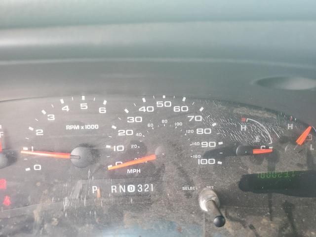 2006 Ford Econoline E450 Super Duty Cutaway Van