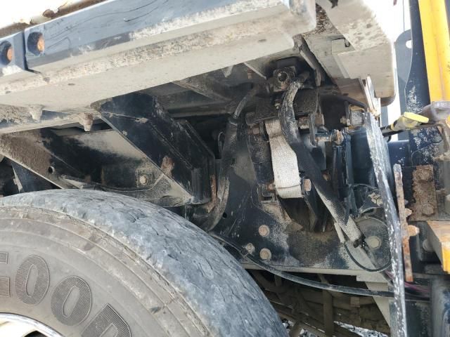 2019 Okeh 2019 Ottawa COMMACYT30-Trucks Yard Truck