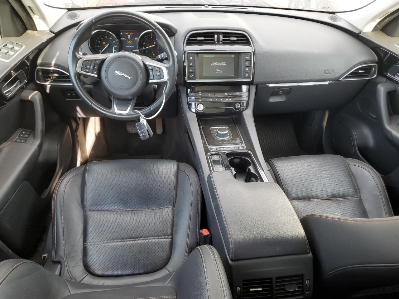 2018 Jaguar F-pace Prestige