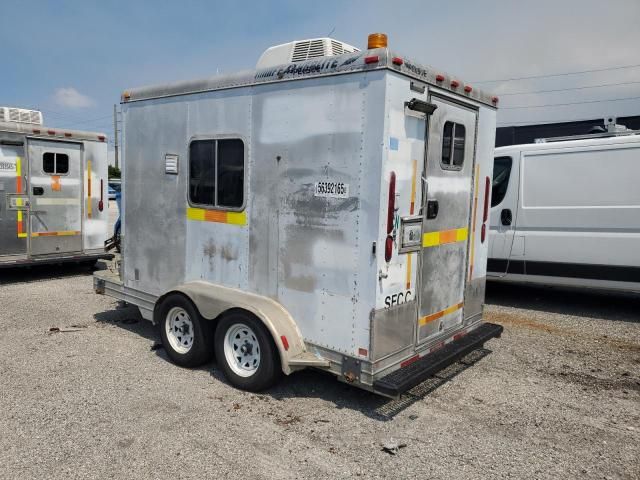 1999 Featherlite Mfg Inc 1999 Featherlite Fiber Optic Splicing Trailer