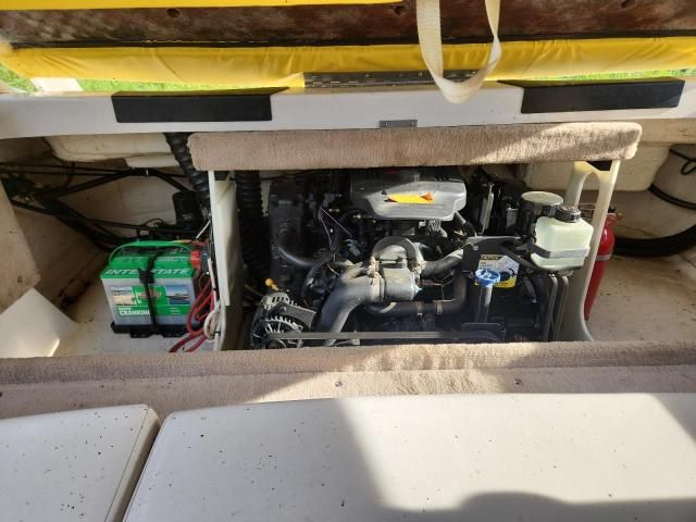 2002 Chaparral 216 SSI Sport Boat-Boats