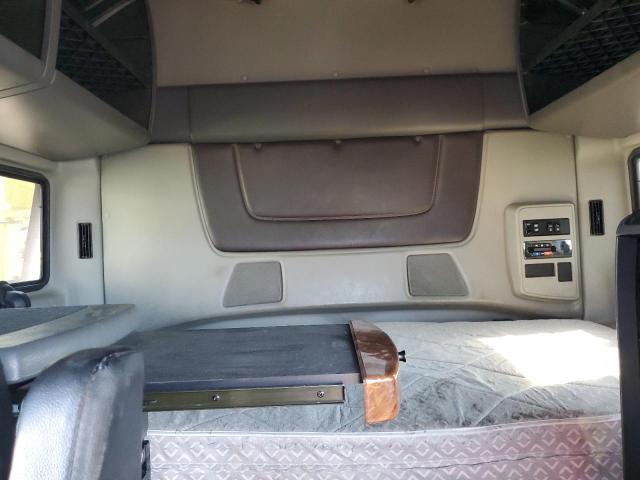 2018 International LT625