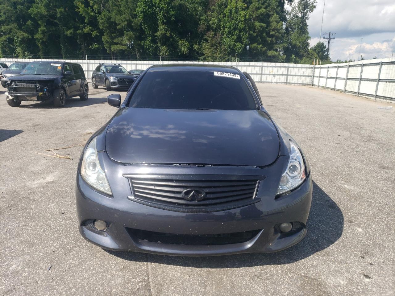 2011 Infiniti G37