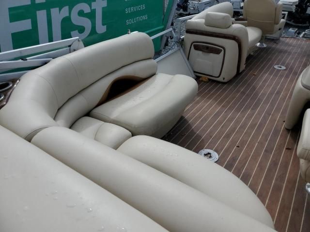 2010 BUJ 2010 SUN Tracker Party Barge 22 Regency W90ELPT-