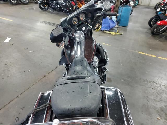 2011 Harley-Davidson Flhtcu
