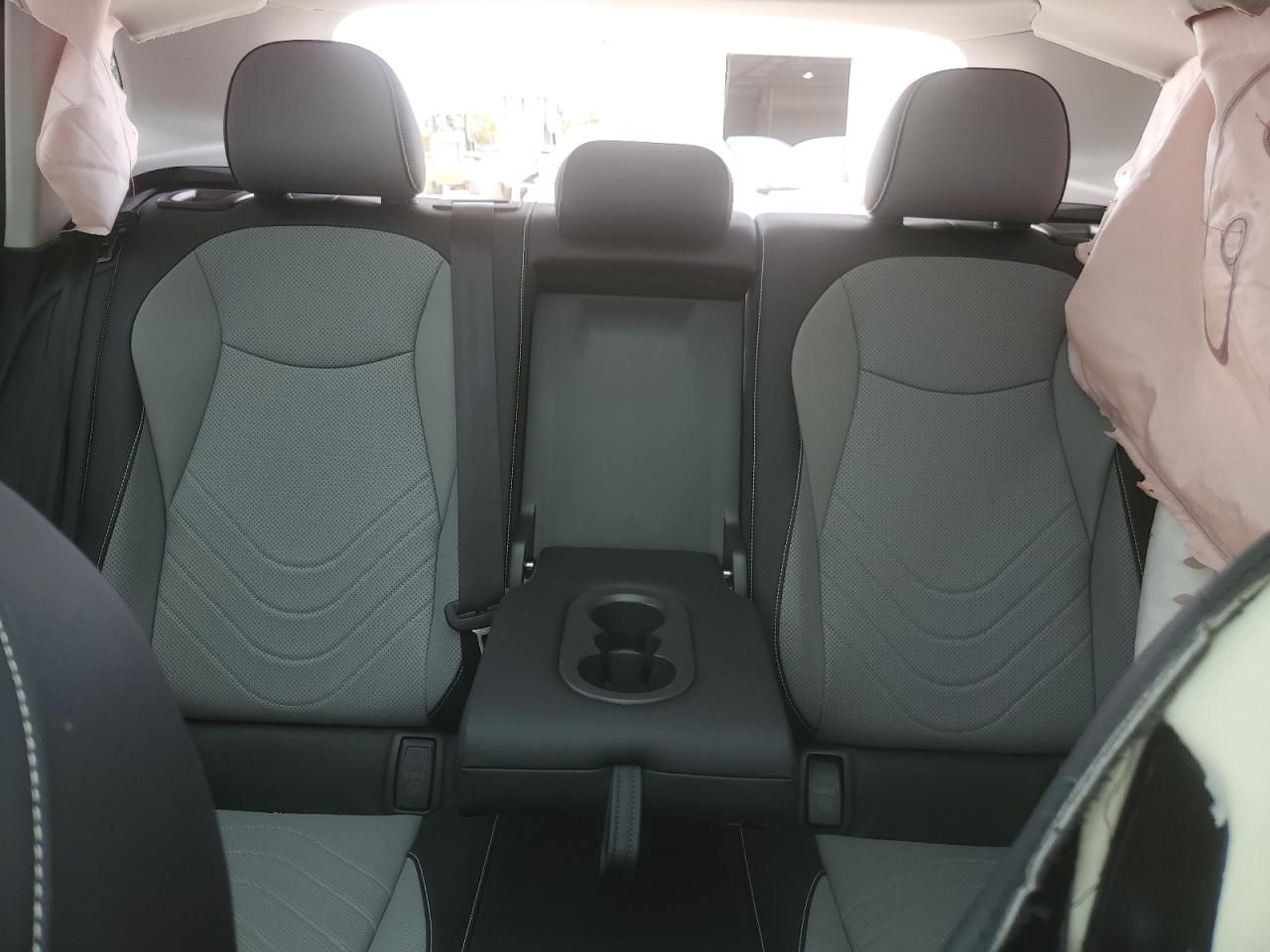 2025 Volkswagen Tiguan se