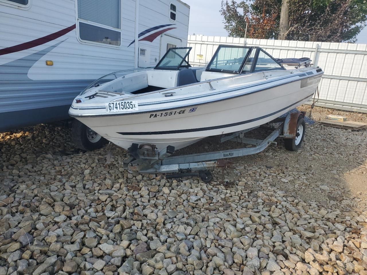1986 Regal Medallion 185-Boats Outboard Engine