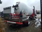 2016 Peterbilt 337