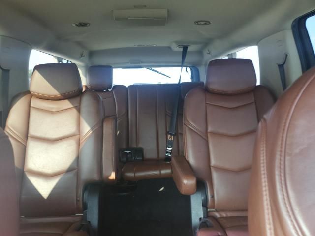 2018 Cadillac Escalade ESV Luxury