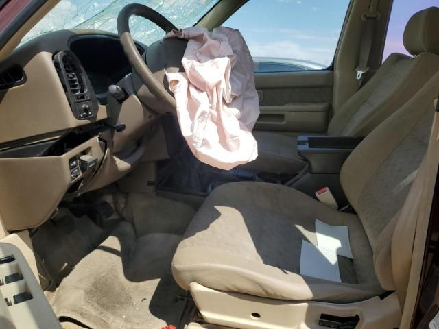 1997 Nissan Pathfinder LE