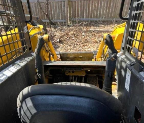 2010 John Deere 2010 Deer 250-Skid Steer Loaders Skid Steer Load