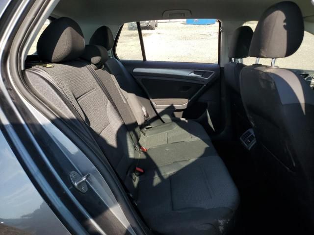 2017 Volkswagen Golf S