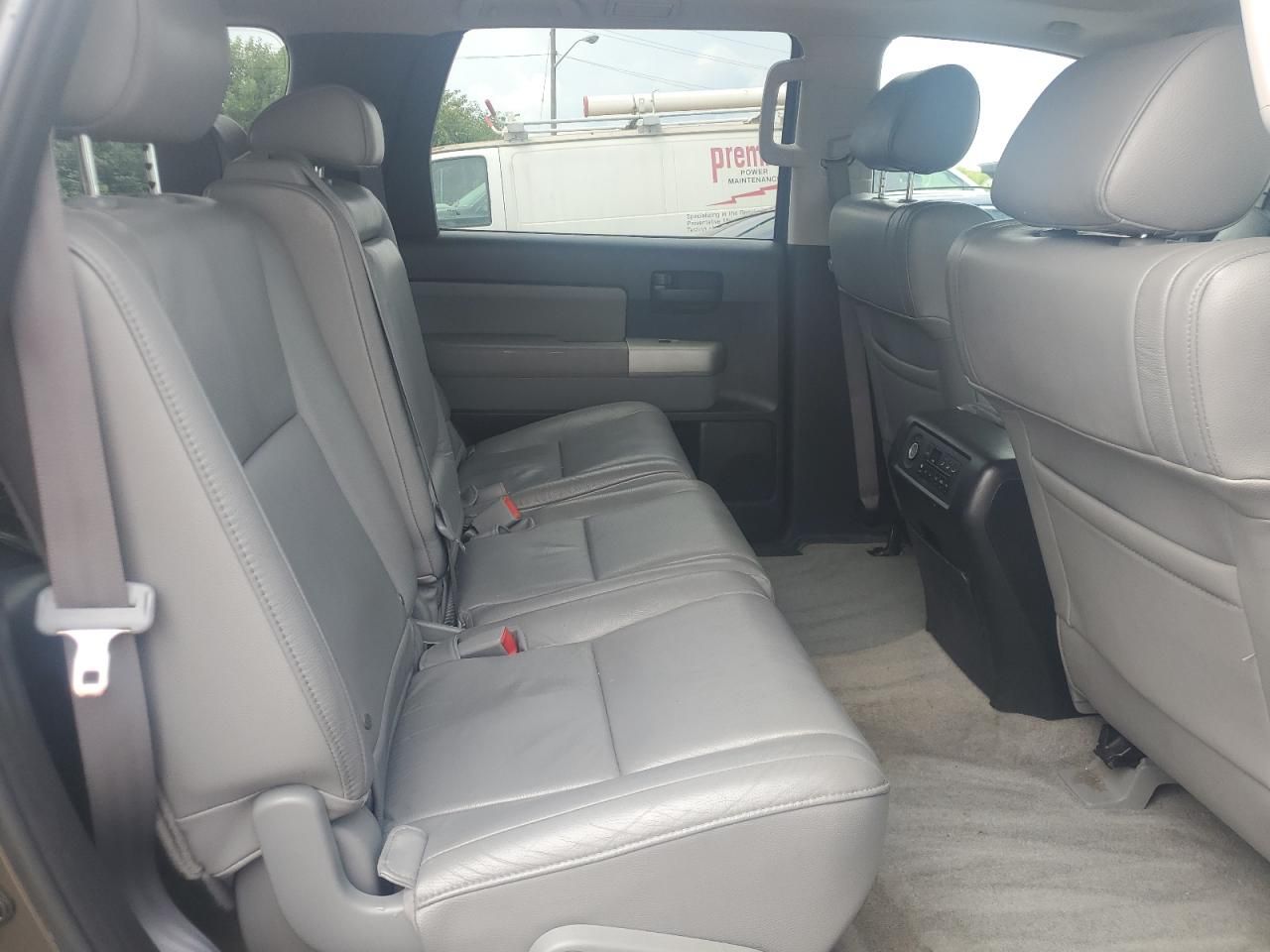 2008 Toyota Sequoia SR5