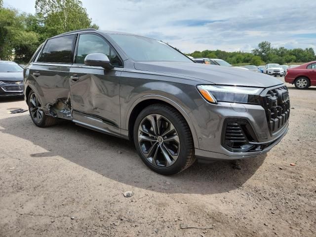2025 Audi Q7 Premium Plus