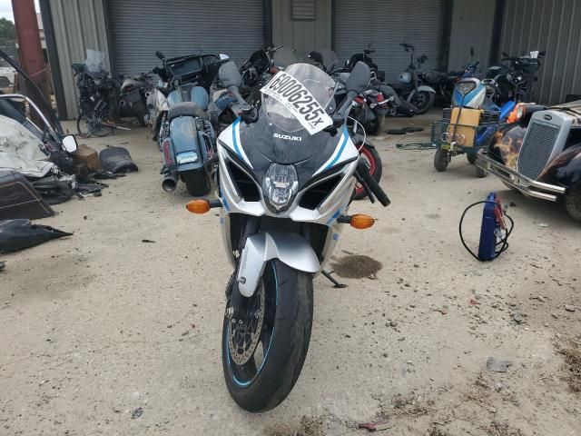 2025 Suzuki GSX-R1000