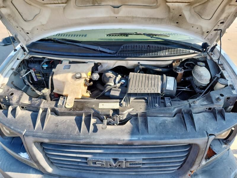 2005 GMC Savana G3500