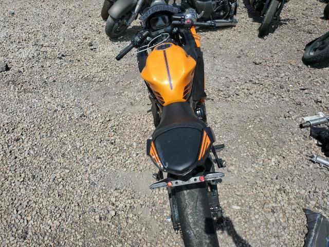 2025 Kawasaki EX650 P