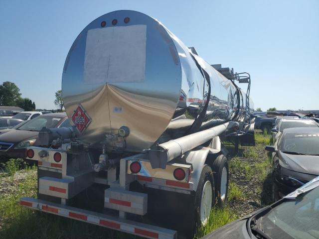 2000 Bulk Tanker
