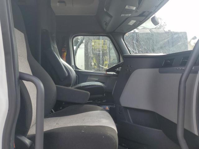 2020 Freigliner 2020 Freightliner Cascadia 126 Semi Truck