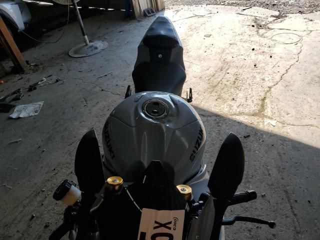 2022 Suzuki GSX-R1000 R