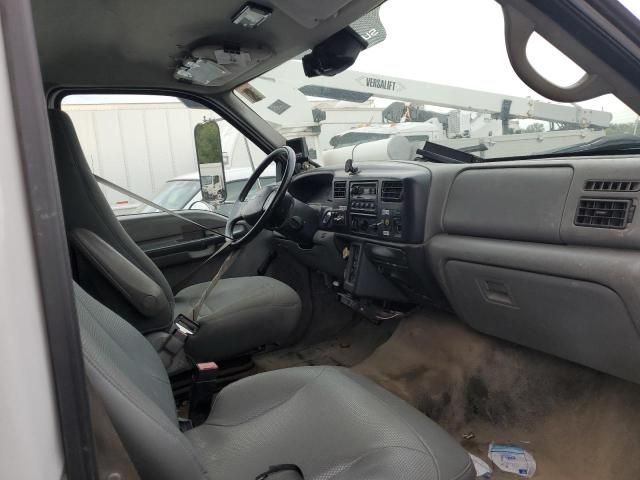2009 Ford F750 Super Duty Service Truck