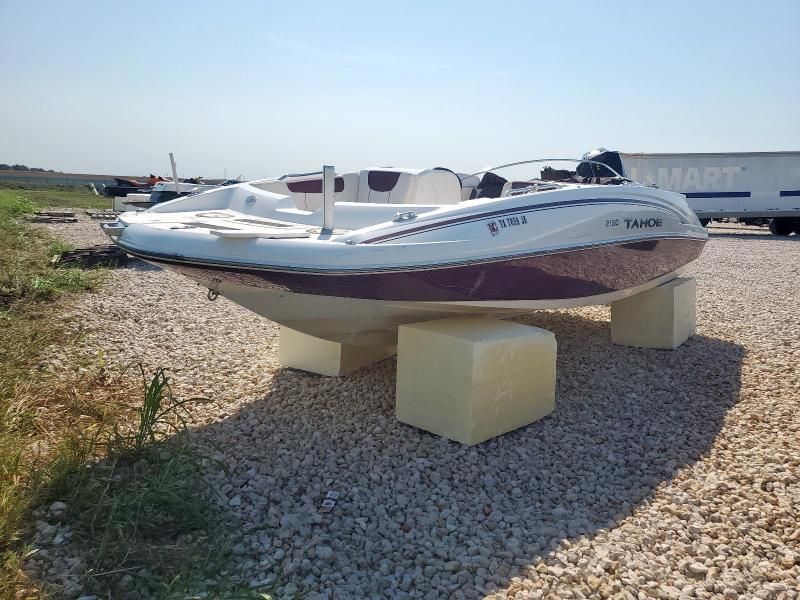 2020 Tahoe Boat