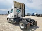 2016 Kenworth T680 Semi Truck