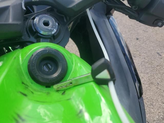2024 Kawasaki EX650 P