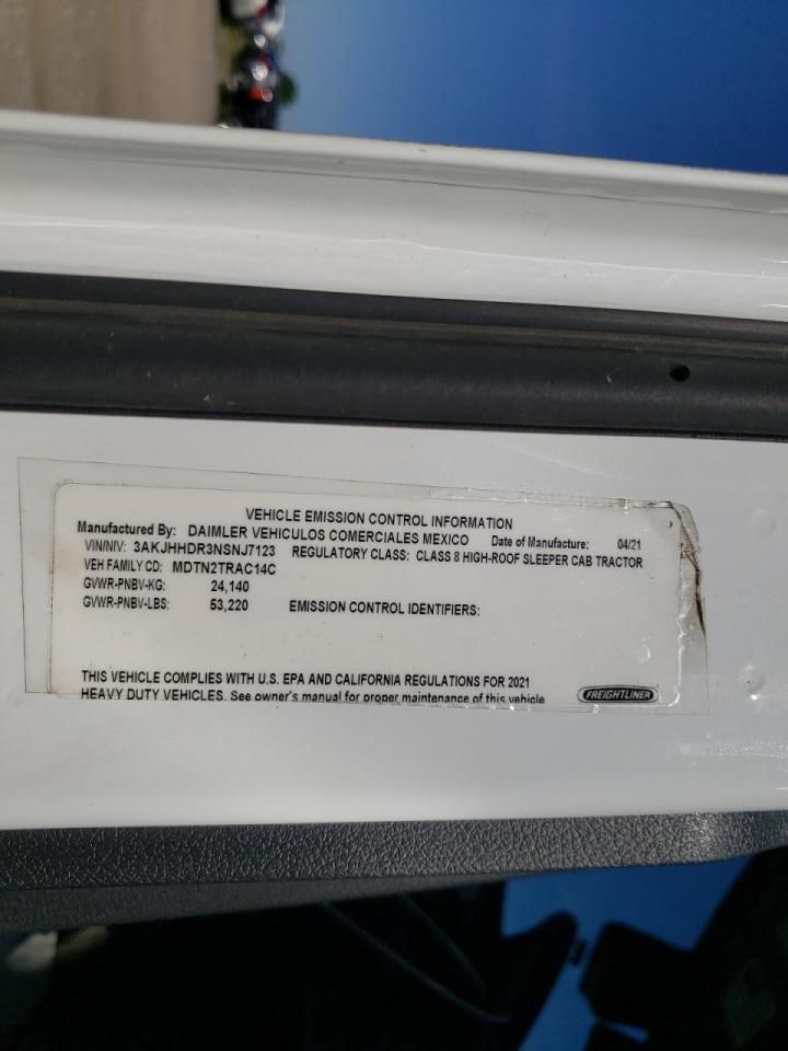 2022 Freightliner Cascadia 126