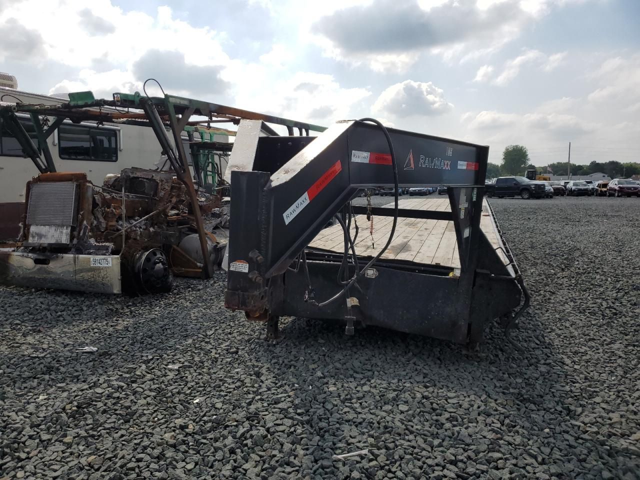 2022 Rawmaxx FDX-40-27K Flatbed Trailer