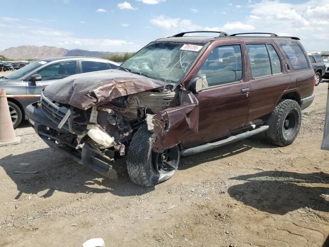 1997 Nissan Pathfinder LE