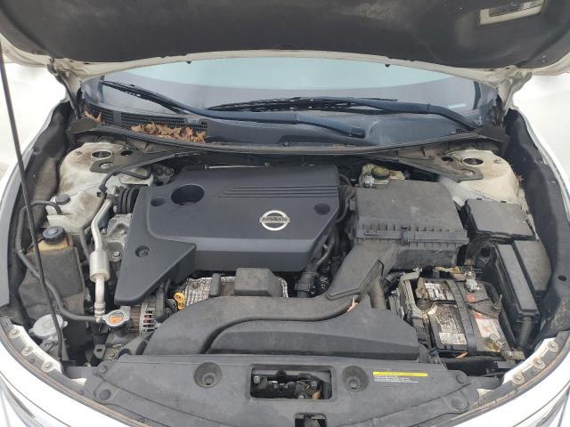 2015 Niss Altima
