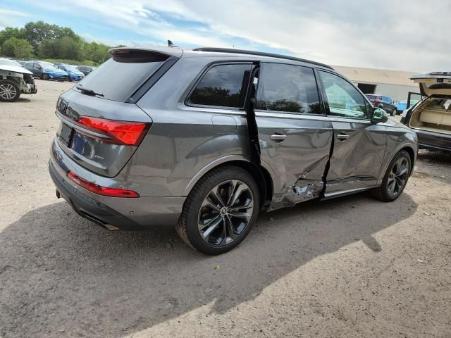 2025 Audi Q7 Premium Plus