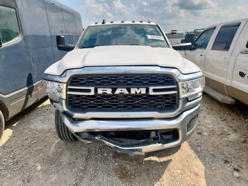 2022 Dodge RAM 3500 Tradesman