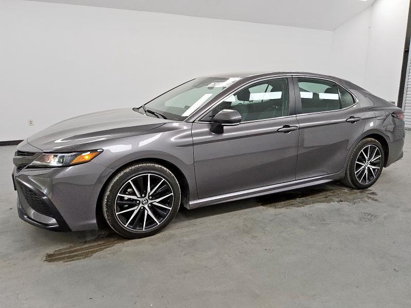 2023 Toyota Camry se Night Shade
