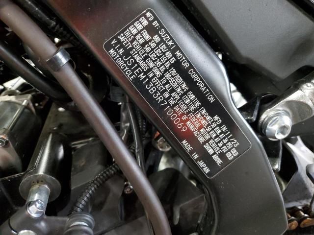 2024 Suzuki GSX800 F